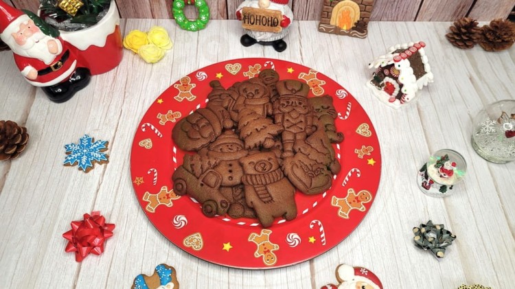 FOREMKA ŚWIĄTECZNA ŚWIĘTA BOŻE NARODZENIE Domek Chatka Do 3 Ciasteczek 14cm