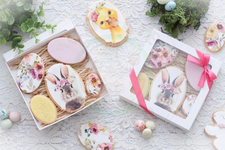 PUDEŁKO KARTONIK Z OKIENKIEM NA PREZENTY CIASTKA PIERNIKI BIAŁE 15×15×2 cm