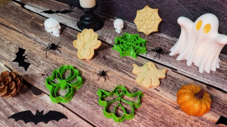 FOREMKA Wykrawacz do Pierników HALLOWEEN Wszystkich Świętych ZNICZ 10cm