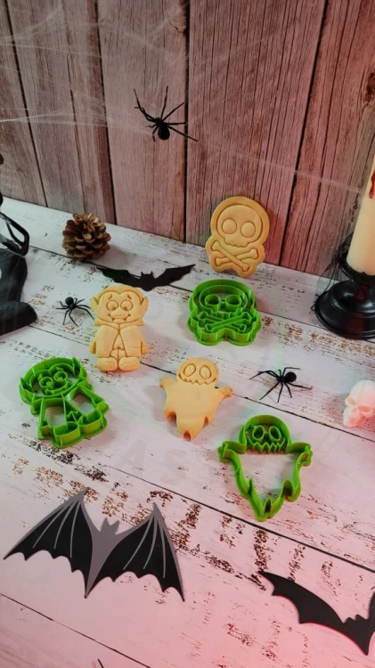 FOREMKA Wykrawacz do Pierników HALLOWEEN Wszystkich Świętych ZNICZ 10cm